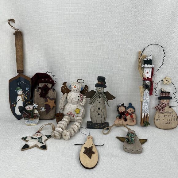 Large Lot Of Wooden Snowmen Snowman - Figures Ornaments Christmas Holiday - Picture 1 of 12